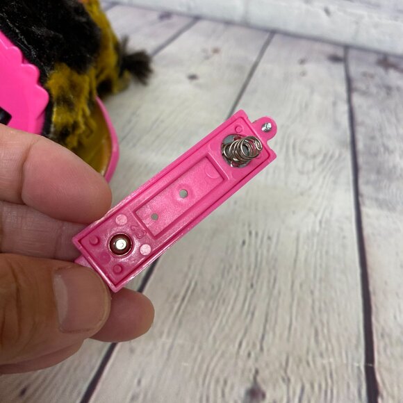 Spin Master Hatchimals Interactive 5" Pet Toy Hatched Brown Black Pink Leopard - Picture 11 of 11